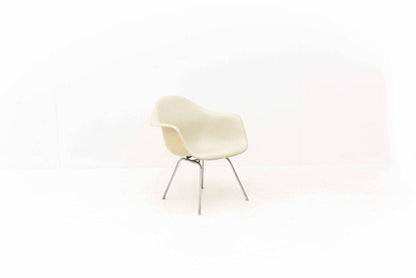 Eames Fiberglas Armchair von Vitra - 2nd home