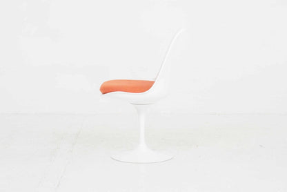 Eero Saarinen Tulip Stuhl von Knoll International - 2nd home