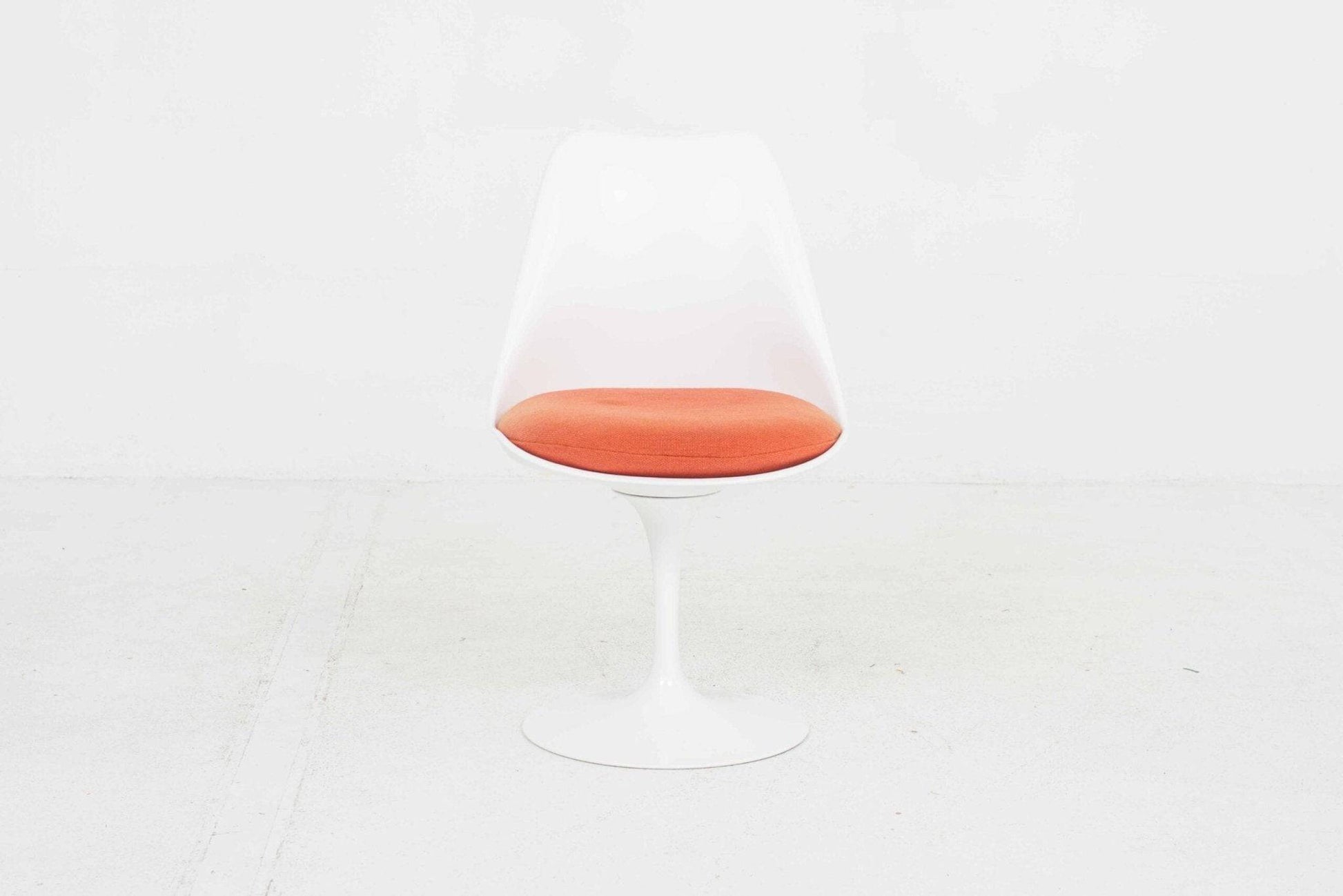 Eero Saarinen Tulip Stuhl von Knoll International - 2nd home