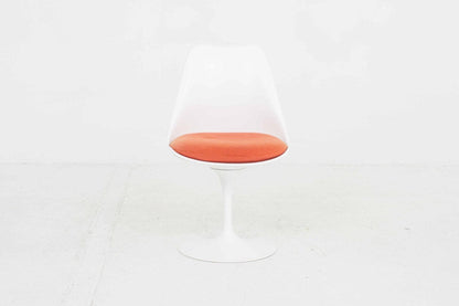 Eero Saarinen Tulip Stuhl von Knoll International - 2nd home