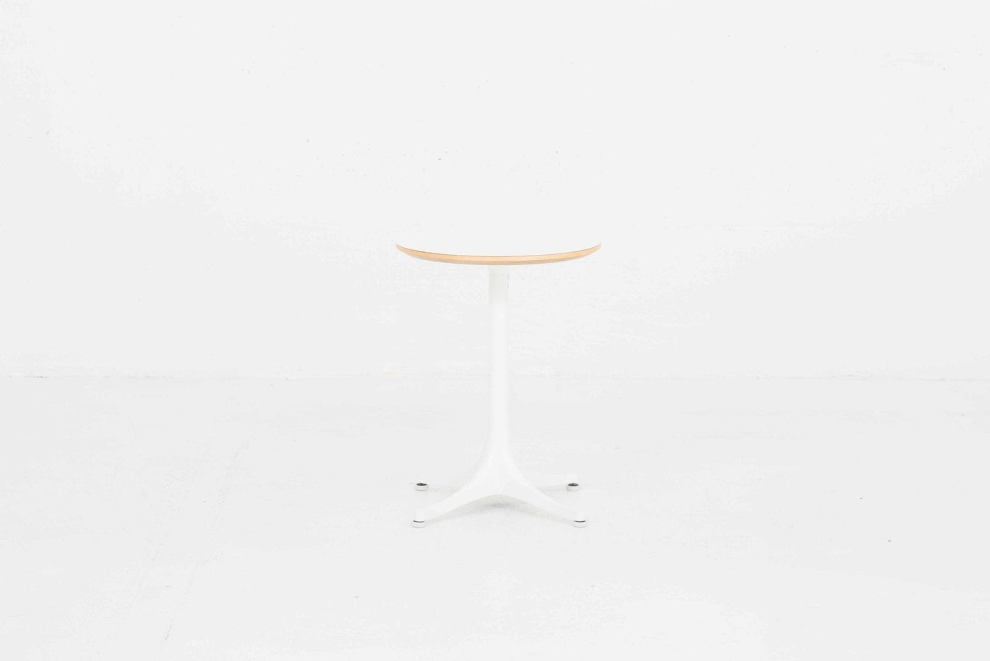 George Nelson Pedestal Table Beistelltisch von Vitra in Weiss - 2nd home