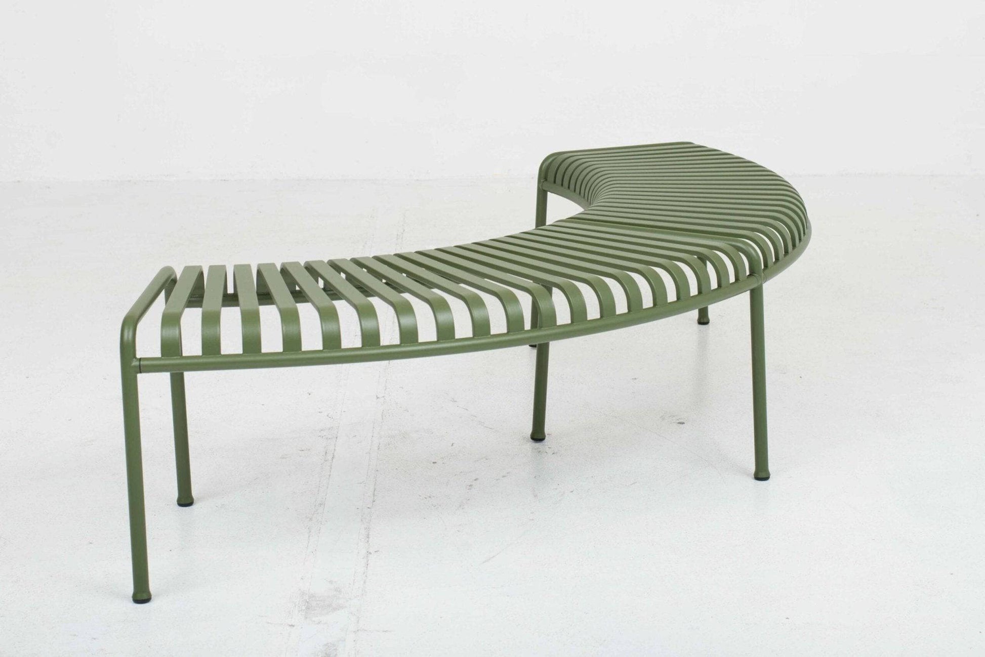 Hay Pallisade Park Bench von Ronan und Erwan Bouroullec in Olive - 2nd home