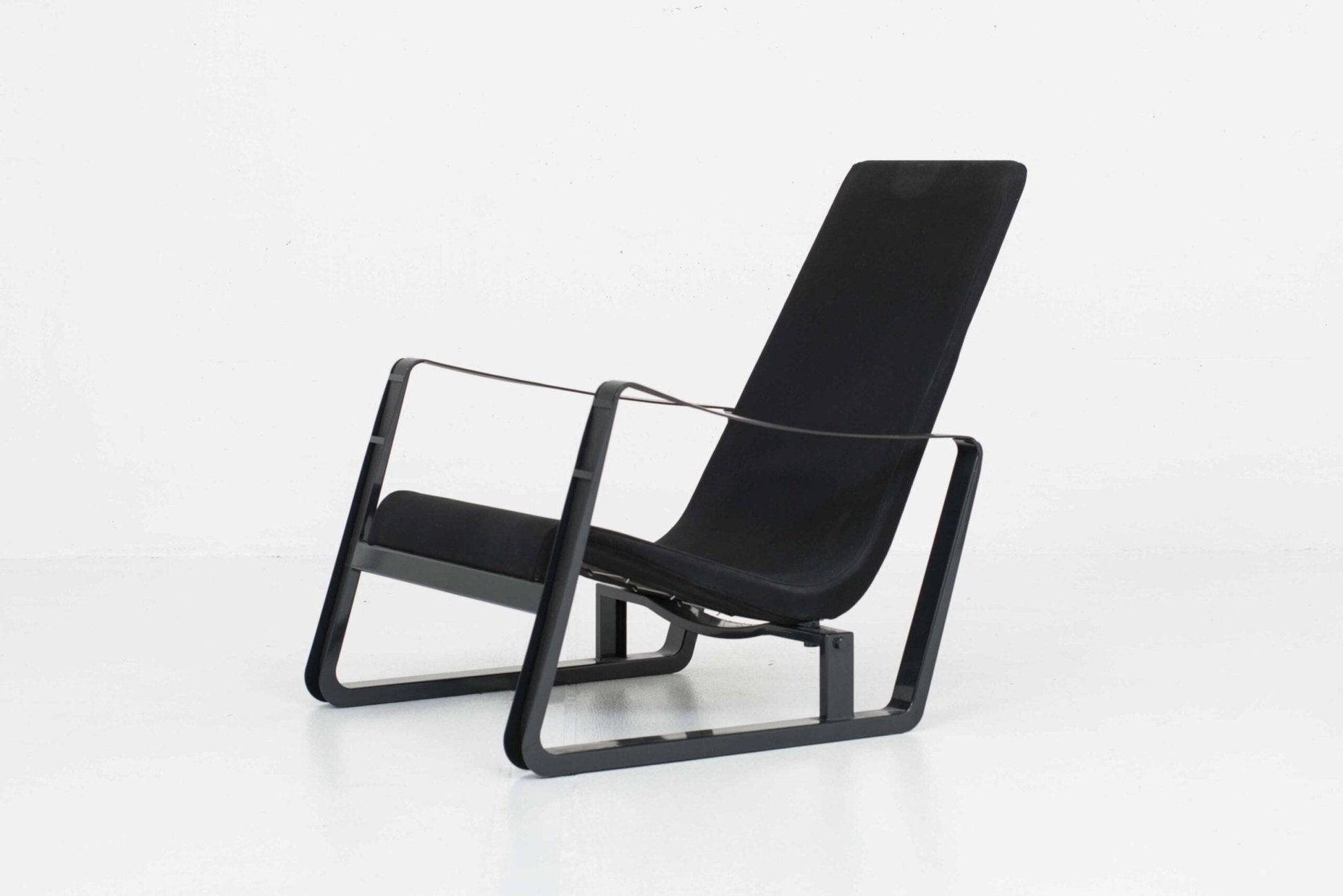 Jean Prouvé Cité Sessel von Vitra in Schwarz - 2nd home