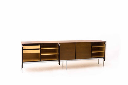 Langes Sideboard mit Metallbeinen - 2nd home