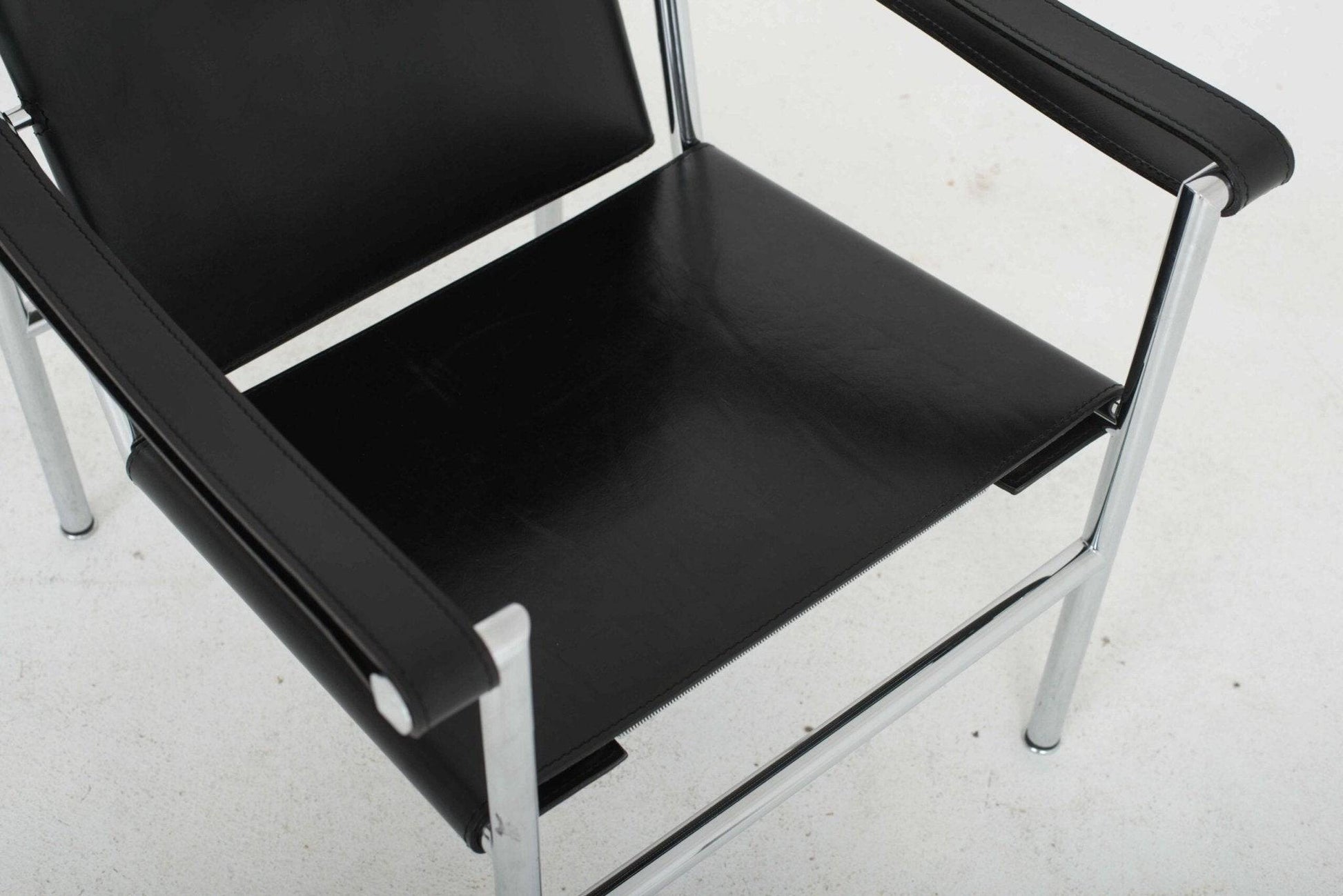 Le Corbusier LC1 Sessel von Cassina in Schwarz - 2nd home