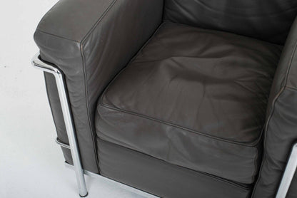 Le Corbusier LC2 Sessel von Cassina in Grau - 2nd home