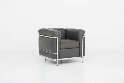 Le Corbusier LC2 Sessel von Cassina in Grau - 2nd home