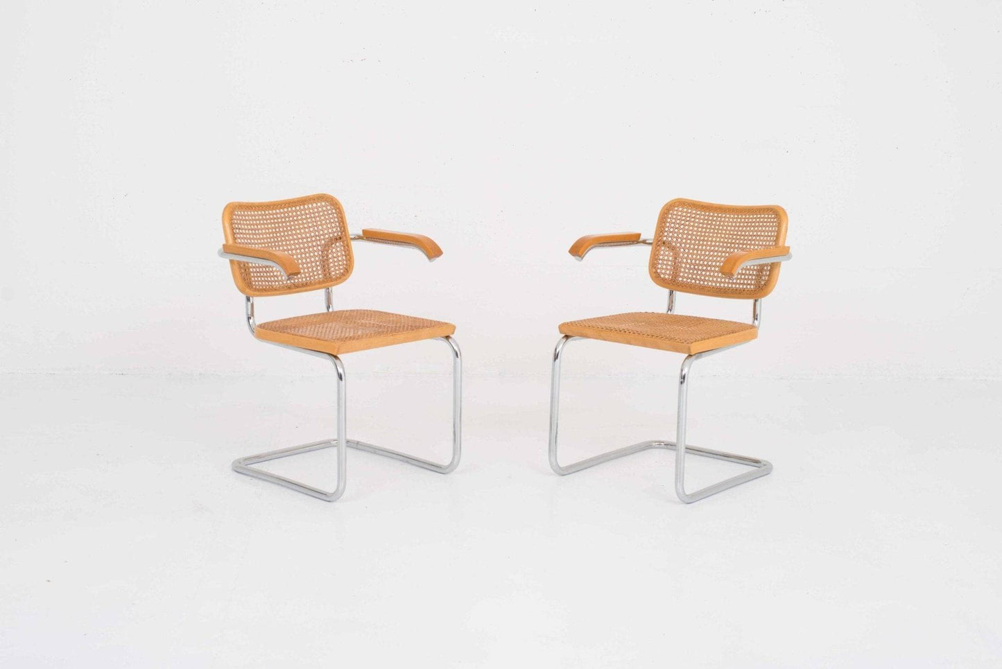 Marcel Breuer Freischwinger von Gavina / Knoll - 2nd home