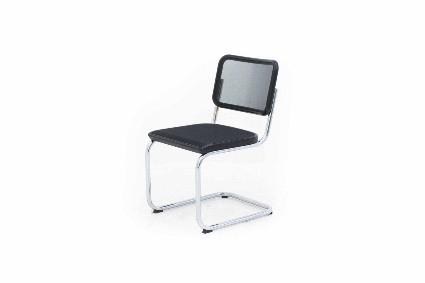 Marcel Breuer S32 Freischwinger mit Netzbezug von Thonet - 6er Set - 2nd home