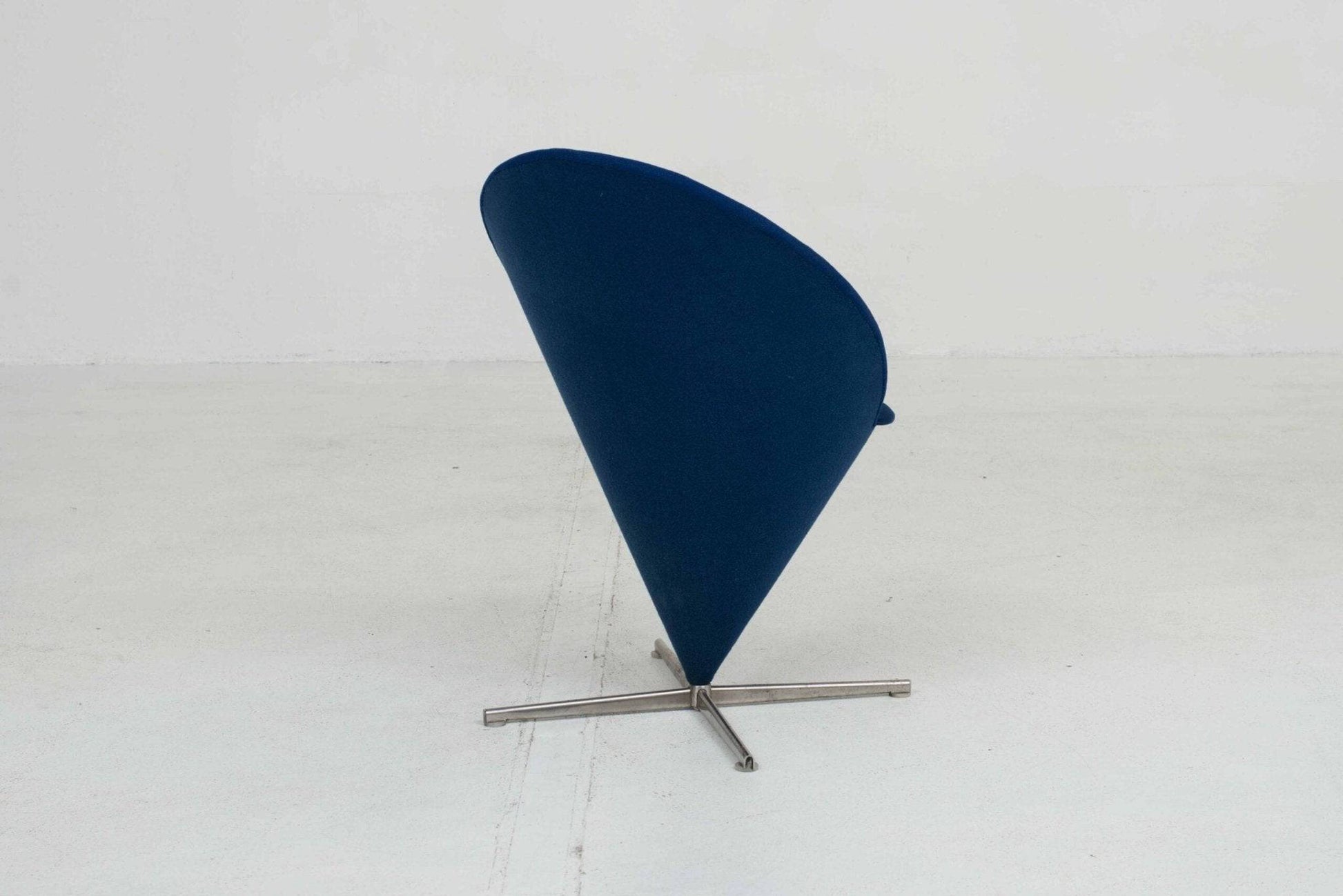 Vitra Cone Chair von Verner Panton in Blau - 2nd home