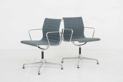 Vitra EA 104 Dinechair von Charles & Ray Eames in eisblau / moorbraun Hopsak & Aluminium poliert - 2nd home